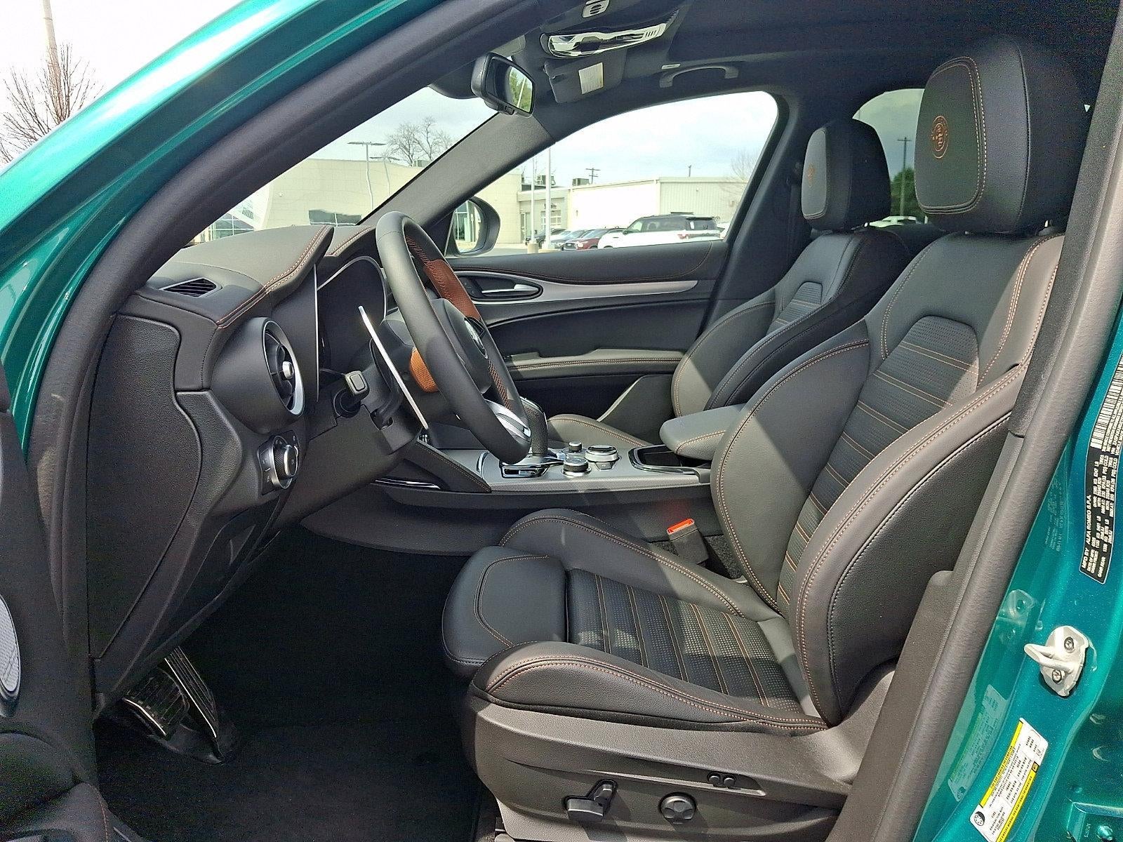 2025 Alfa Romeo Stelvio AWD