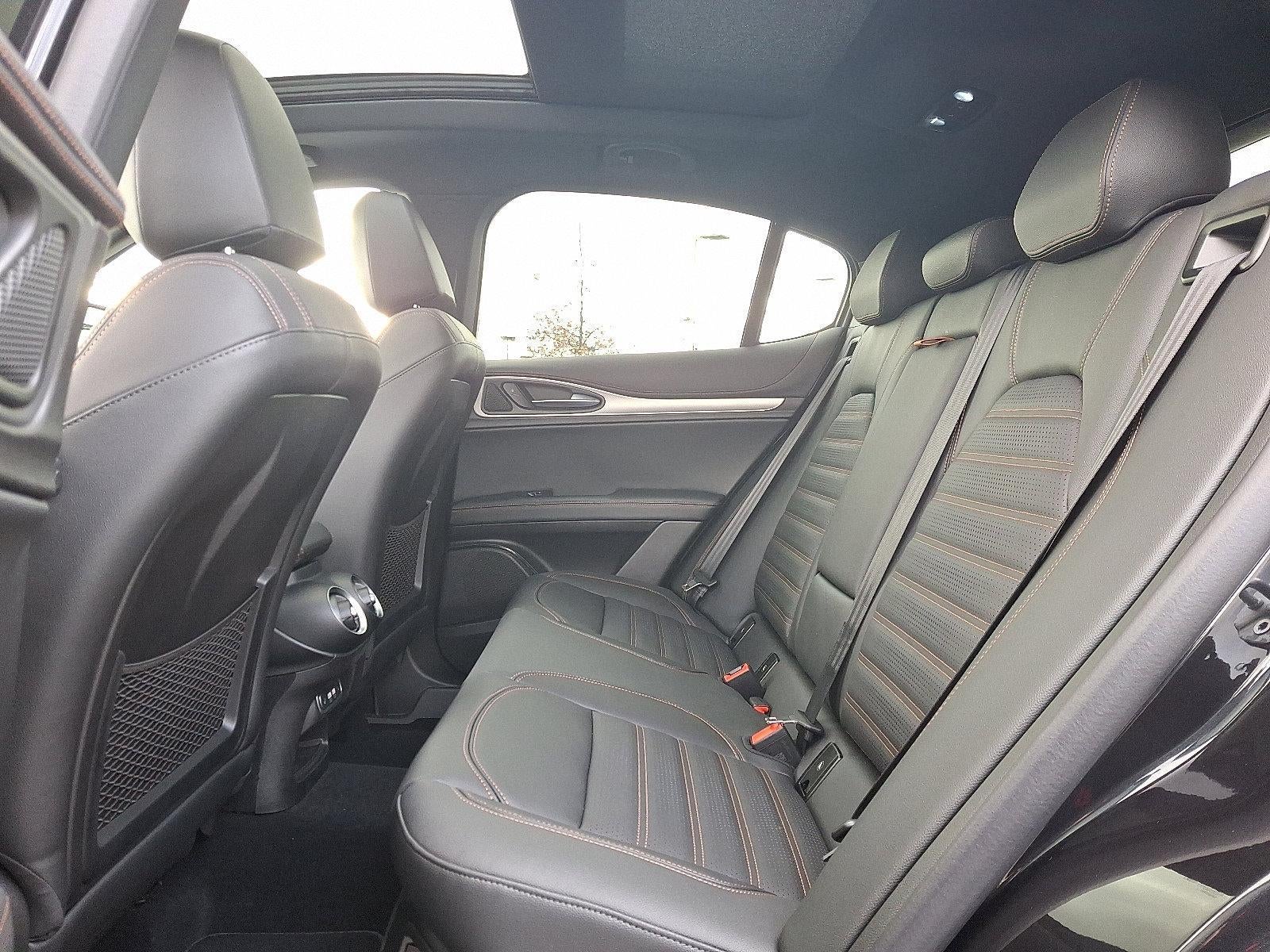 2025 Alfa Romeo Stelvio AWD