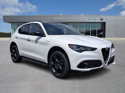 2025 Alfa Romeo Stelvio AWD