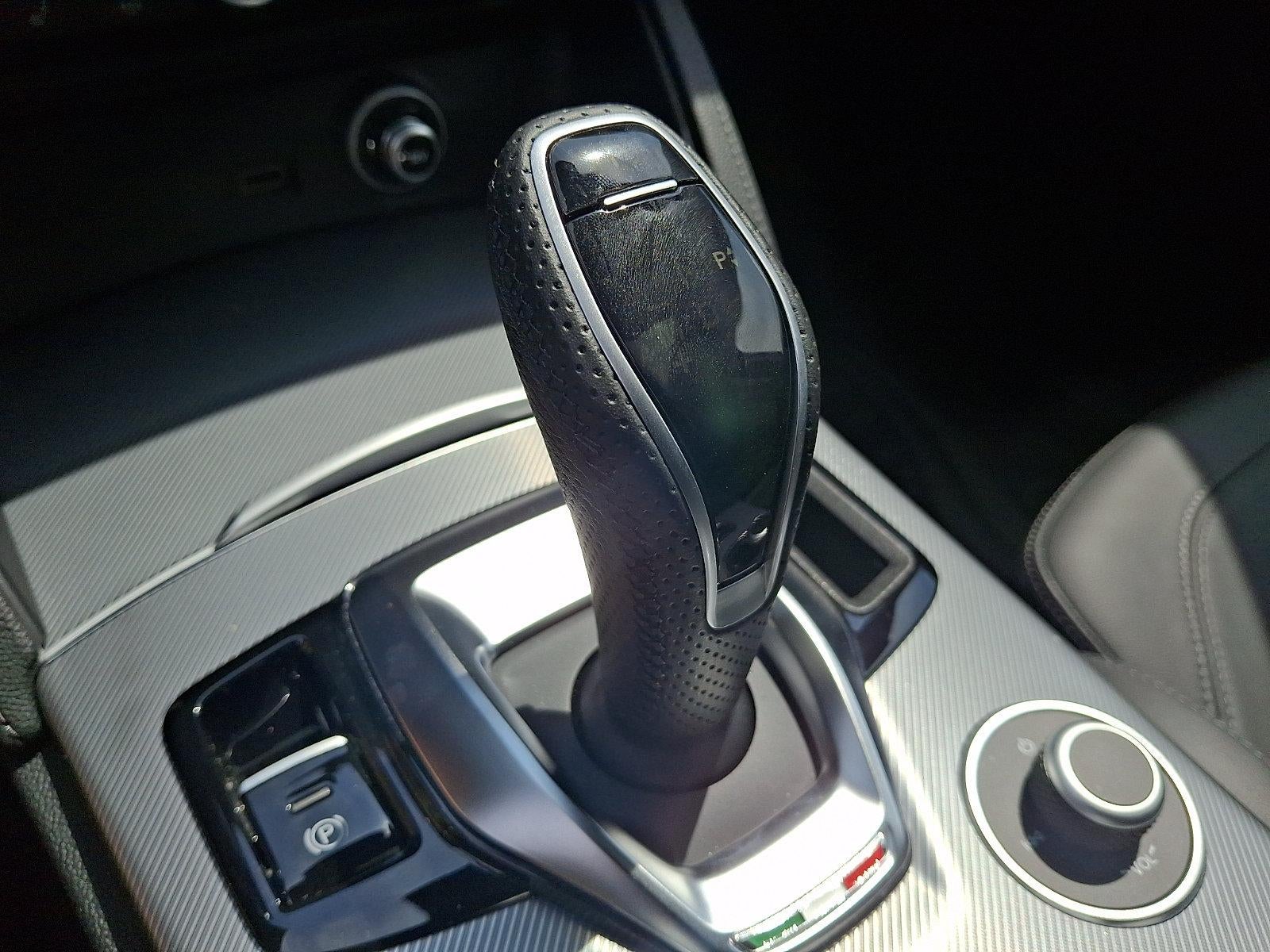 2025 Alfa Romeo Stelvio AWD