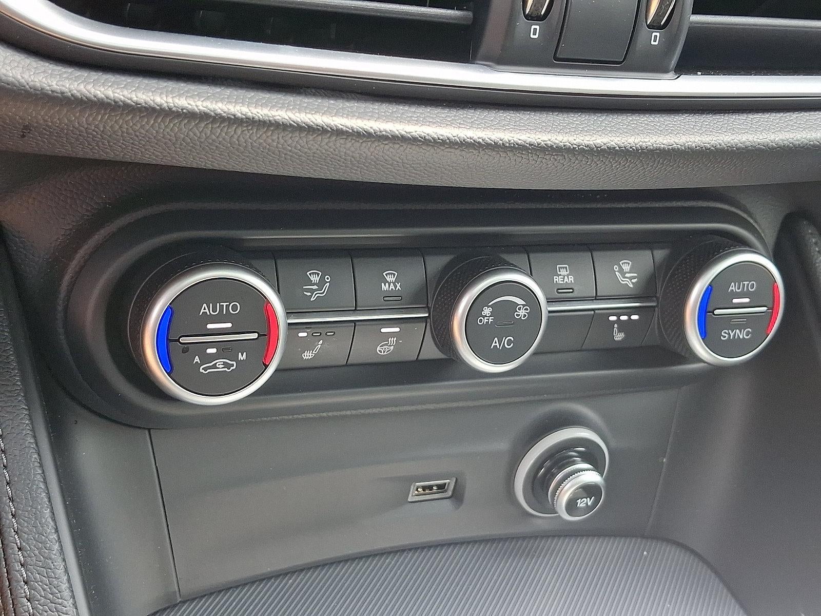 2025 Alfa Romeo Stelvio AWD