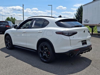 2025 Alfa Romeo Stelvio AWD