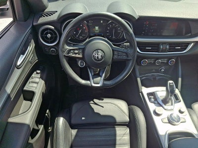 2022 Alfa Romeo Stelvio Veloce AWD