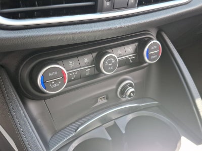 2022 Alfa Romeo Stelvio Veloce AWD