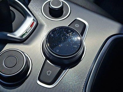 2022 Alfa Romeo Stelvio Veloce AWD