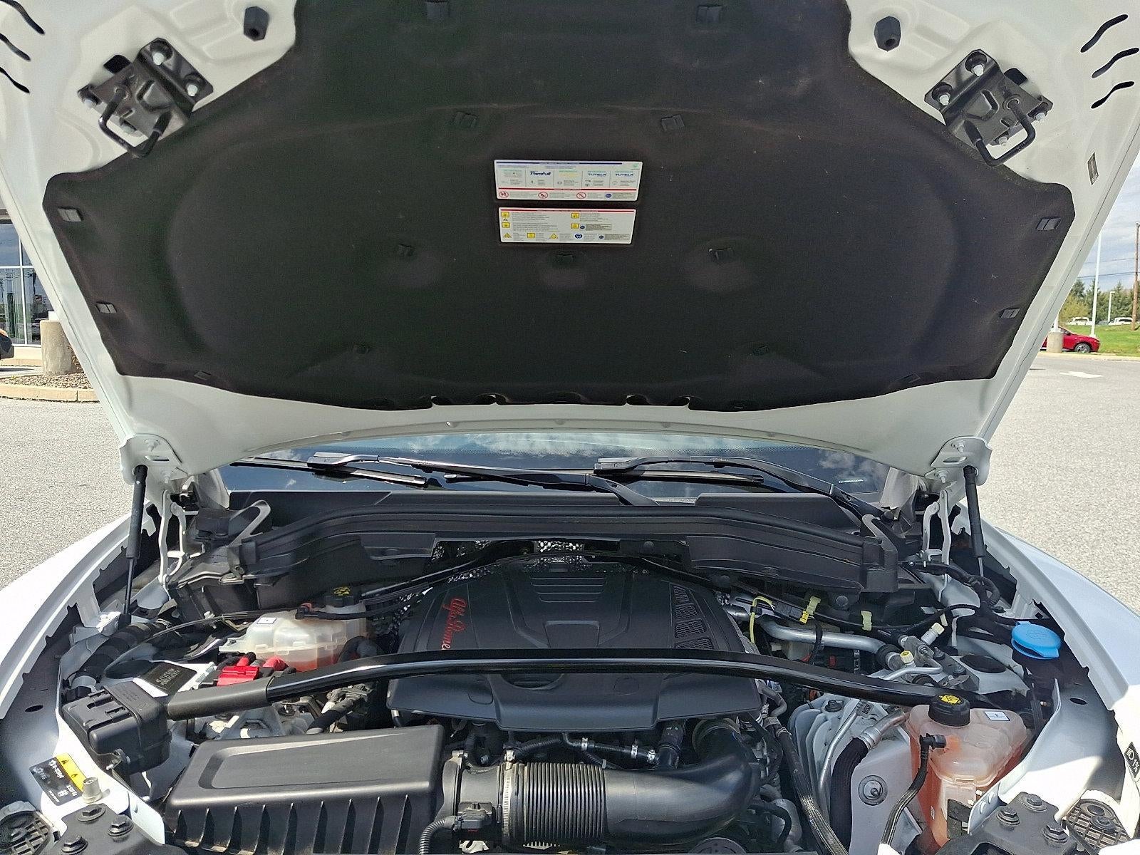 2022 Alfa Romeo Stelvio Veloce AWD