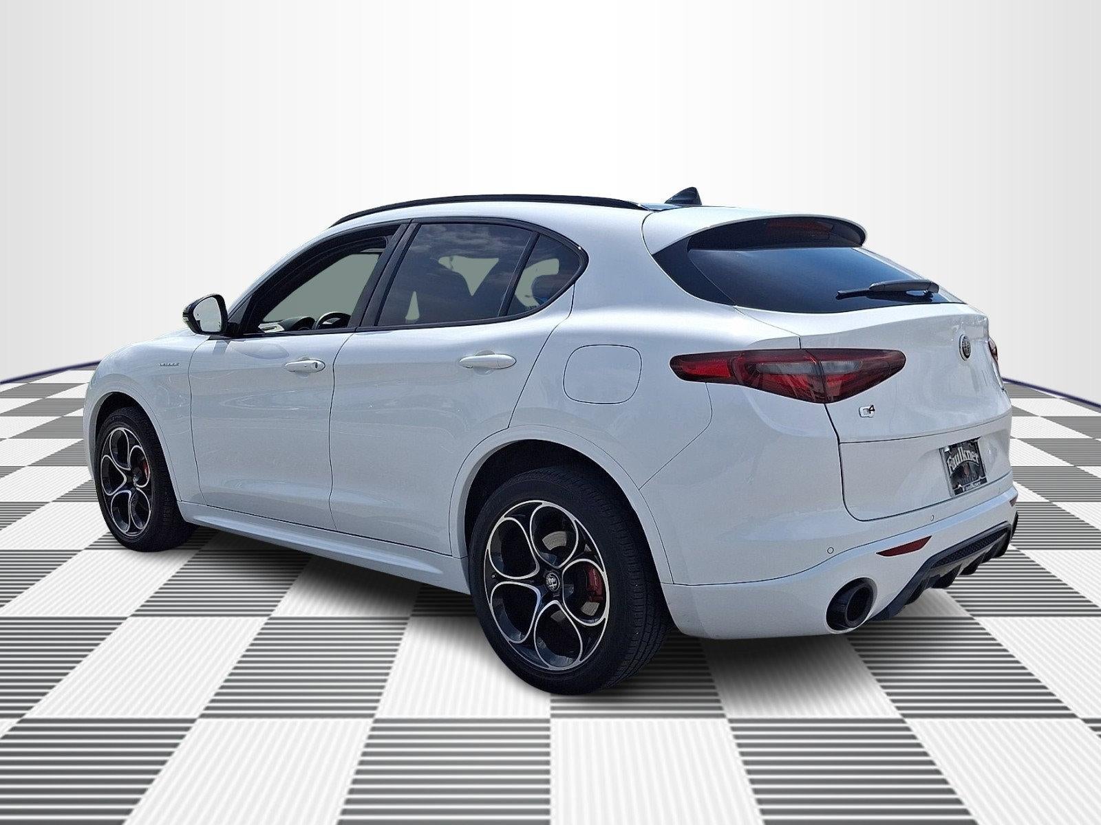 2022 Alfa Romeo Stelvio Veloce AWD