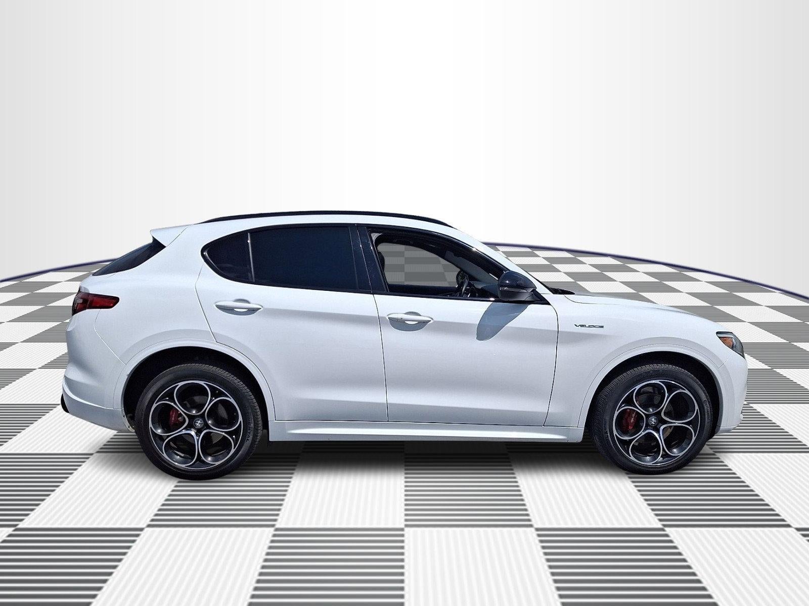 2022 Alfa Romeo Stelvio Veloce AWD