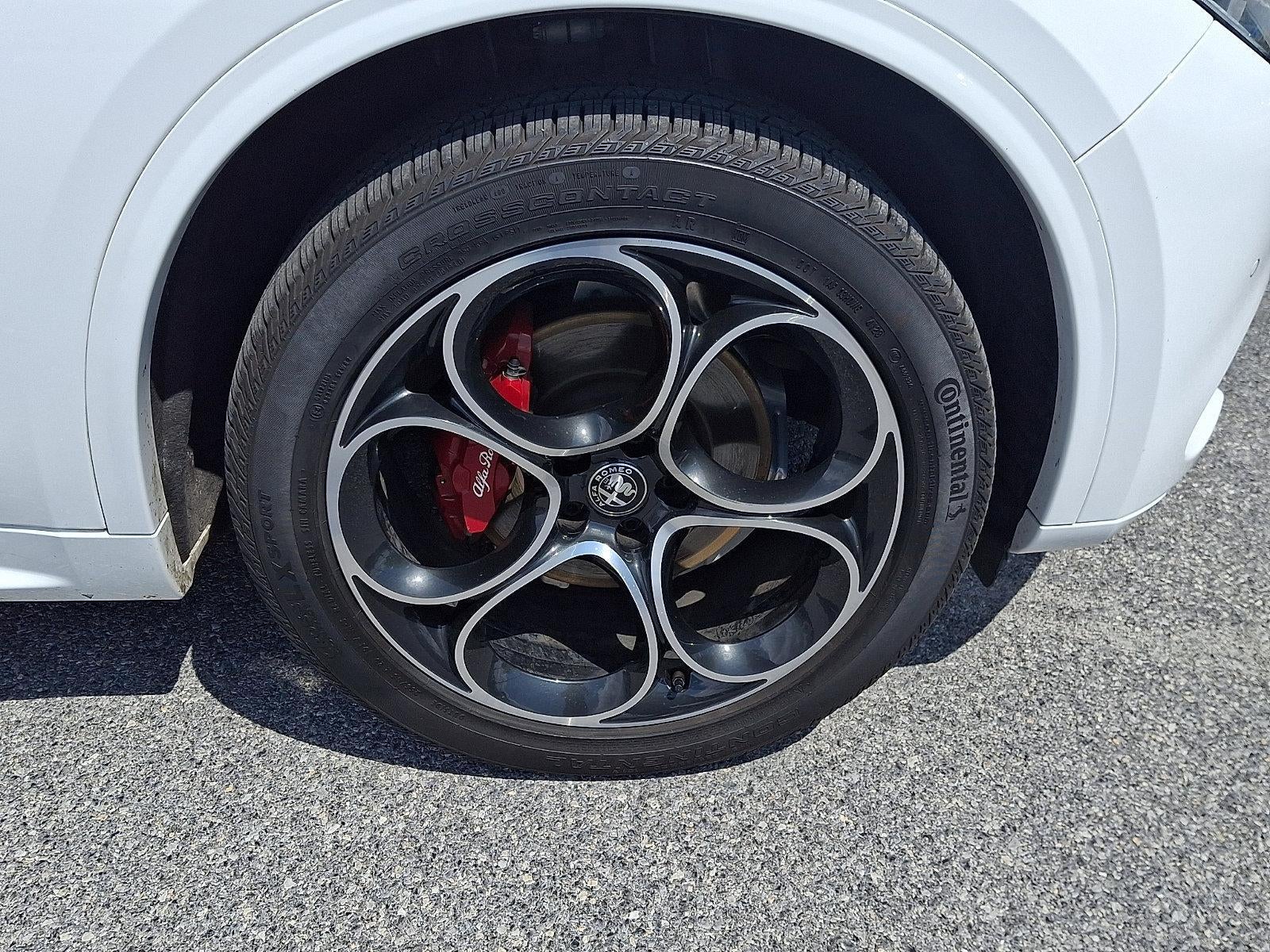 2022 Alfa Romeo Stelvio Veloce AWD