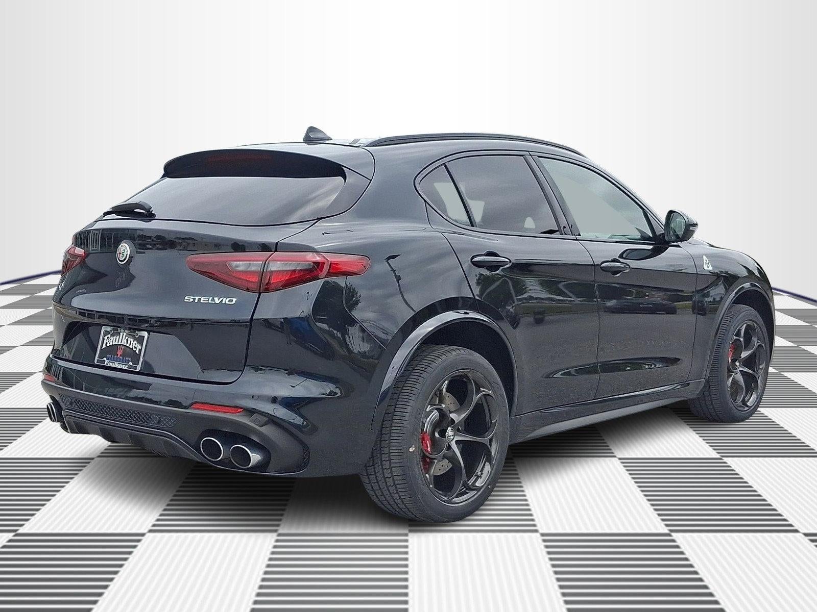 2022 Alfa Romeo Stelvio Quadrifoglio AWD