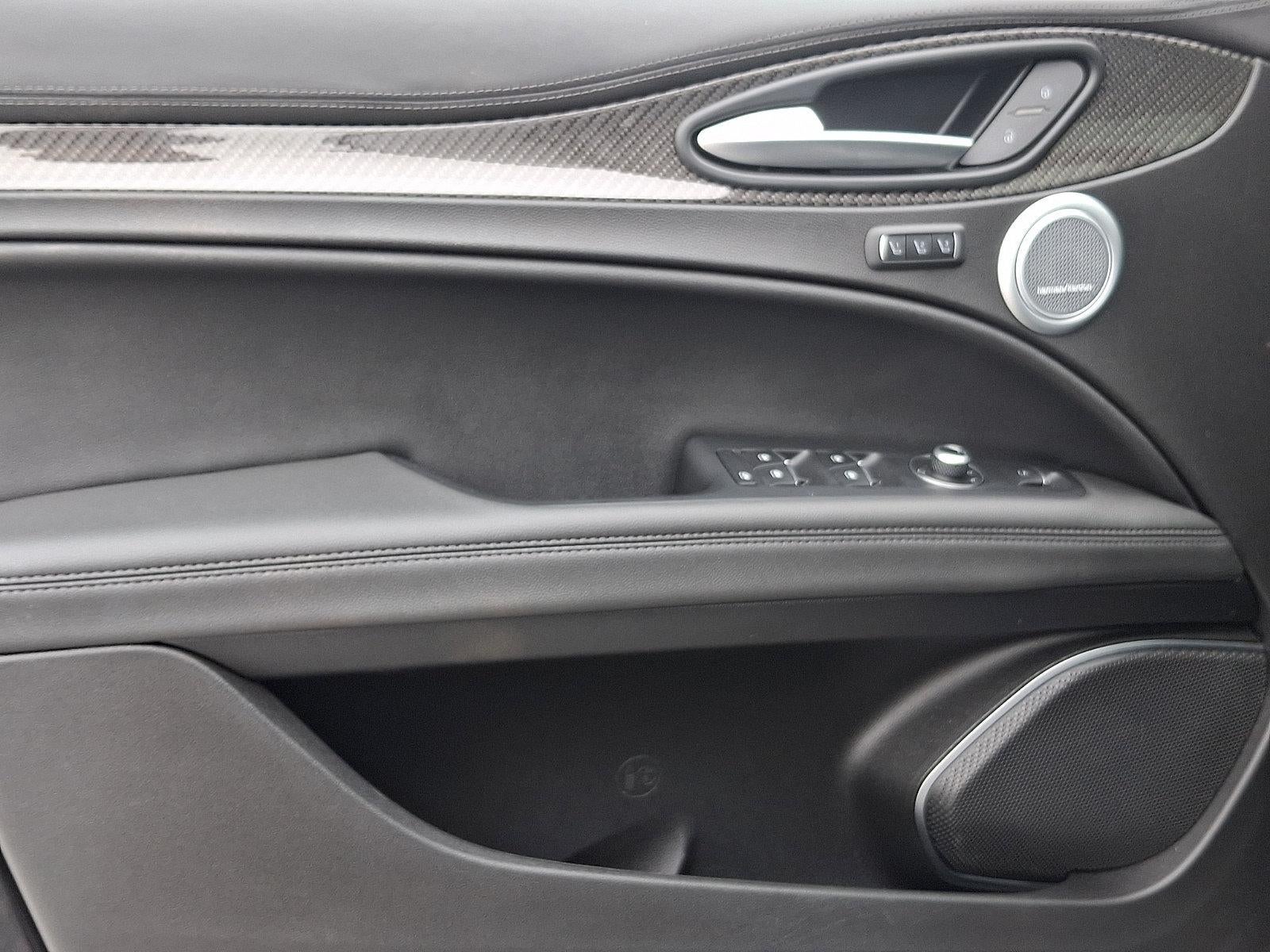 2022 Alfa Romeo Stelvio Quadrifoglio AWD