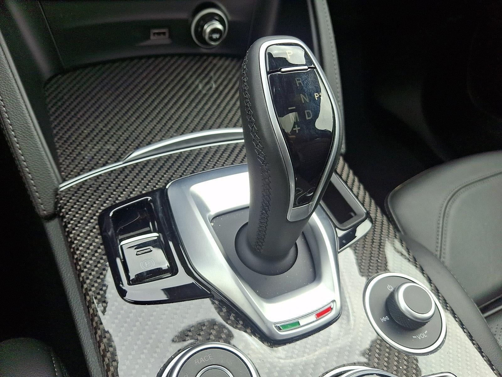 2022 Alfa Romeo Stelvio Quadrifoglio AWD