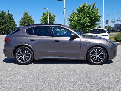 2026 Maserati Grecale Modena AWD
