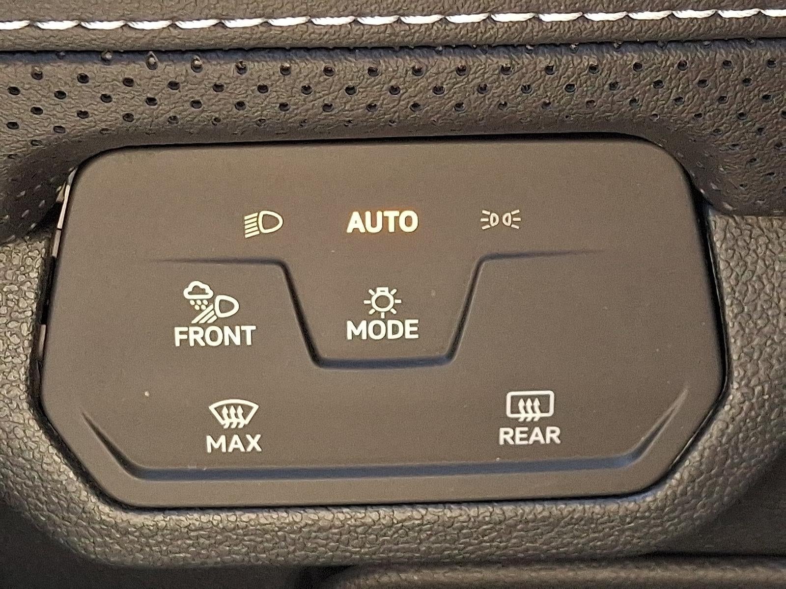 2024 Volkswagen Atlas Cross Sport 2.0T SEL Premium R-Line 4MOTION