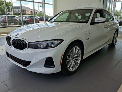2023 BMW 330e xDrive Plug-In Hybrid
