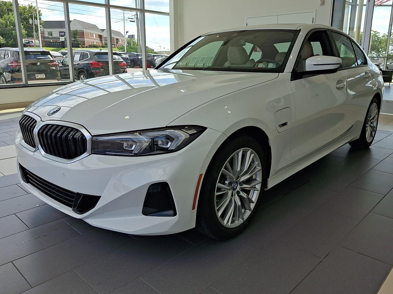2023 BMW 330e xDrive Plug-In Hybrid