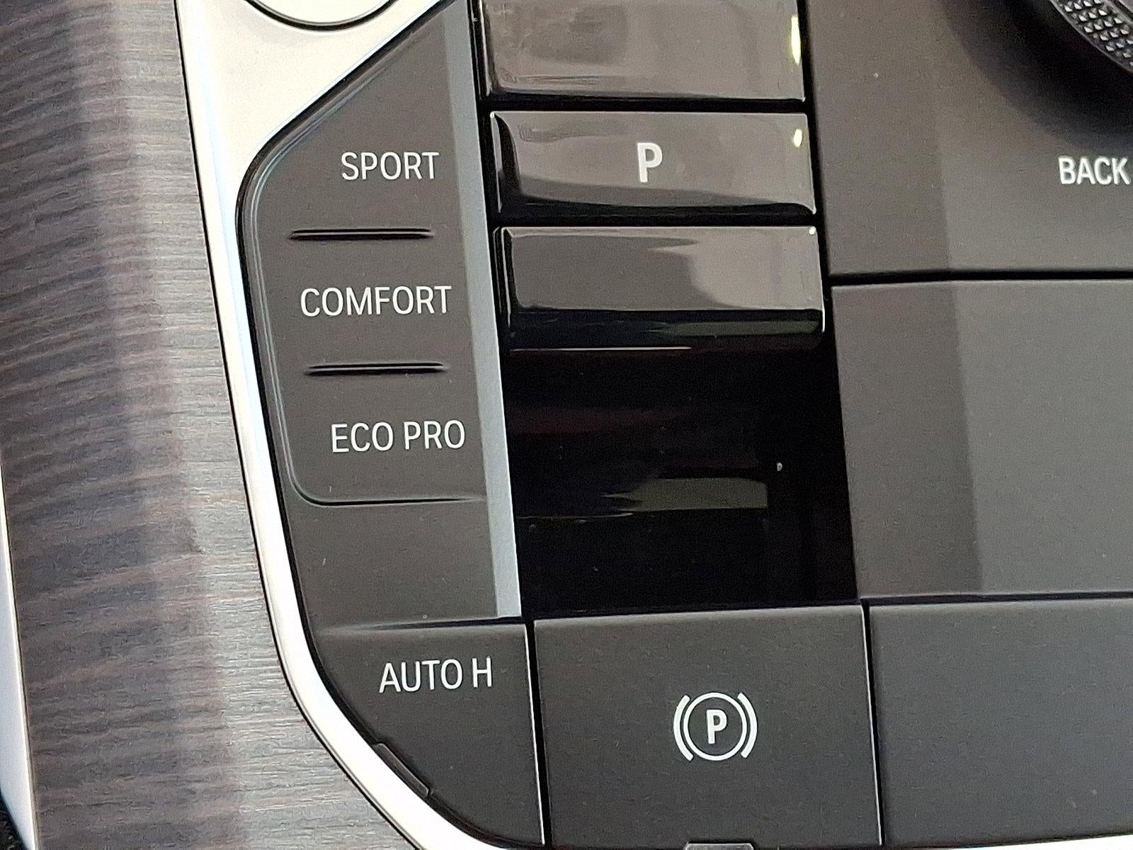 2026 BMW 330i NA xDrive Sedan
