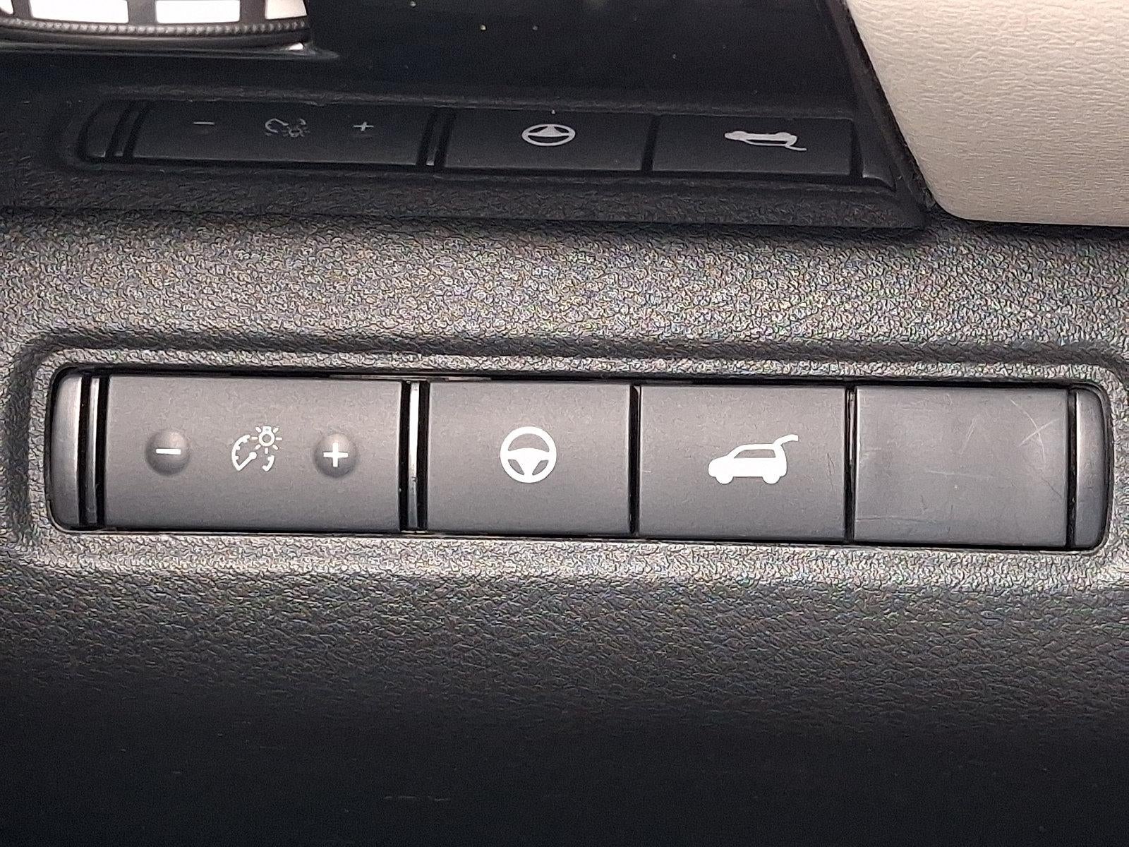 2023 Nissan Pathfinder SV 4WD