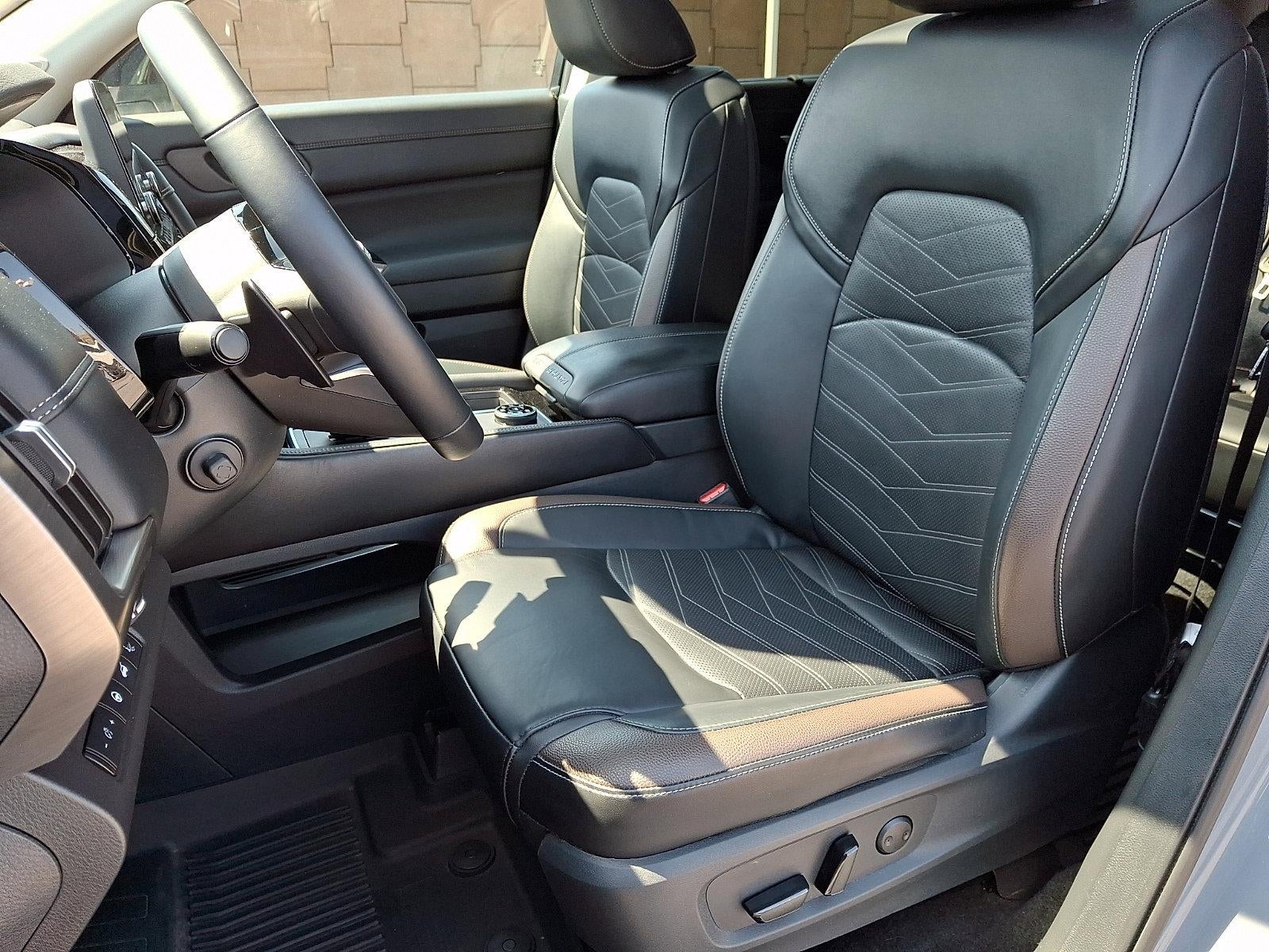 2025 Nissan Pathfinder Platinum 4WD