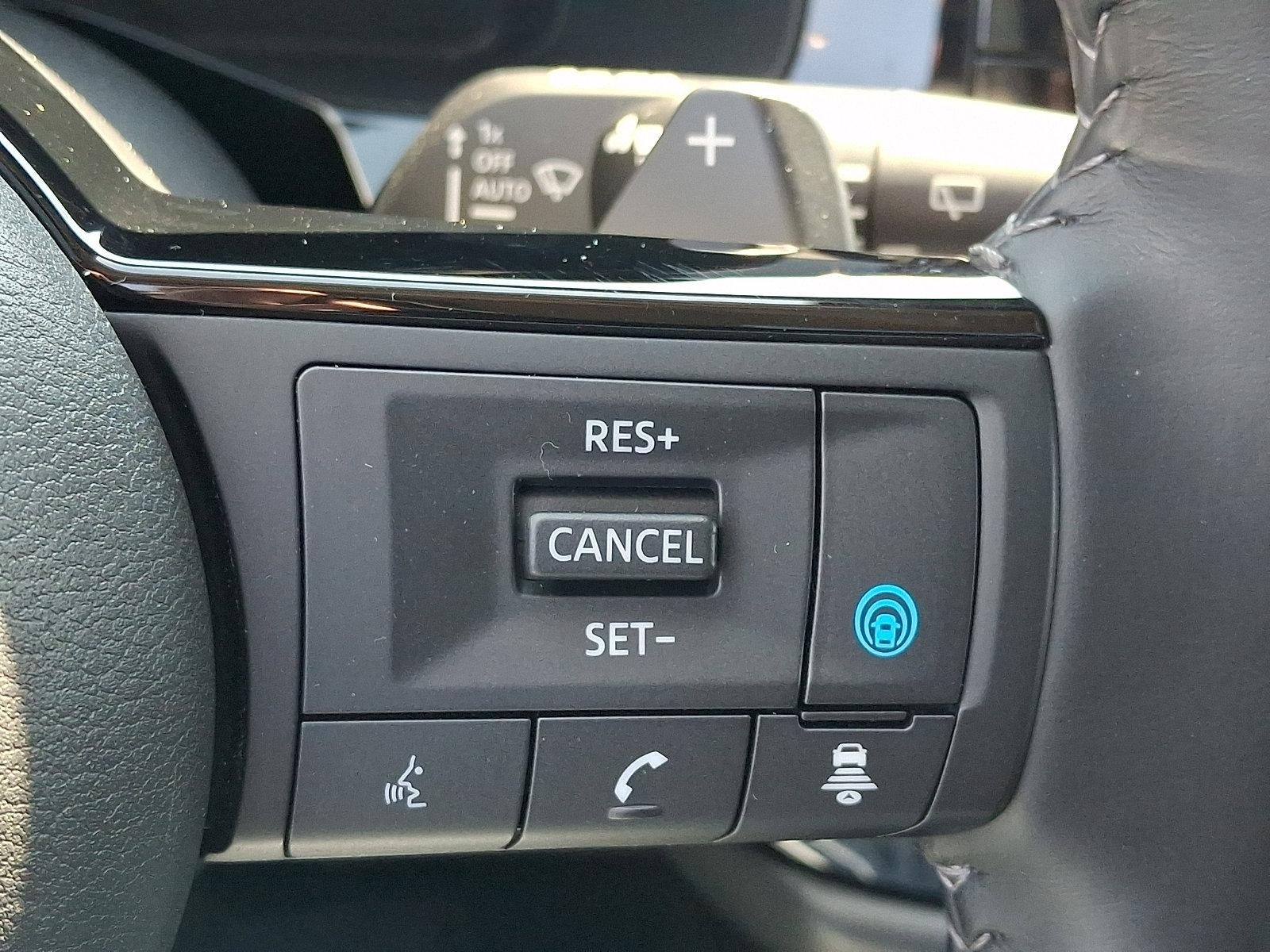 2025 Nissan Pathfinder Platinum 4WD