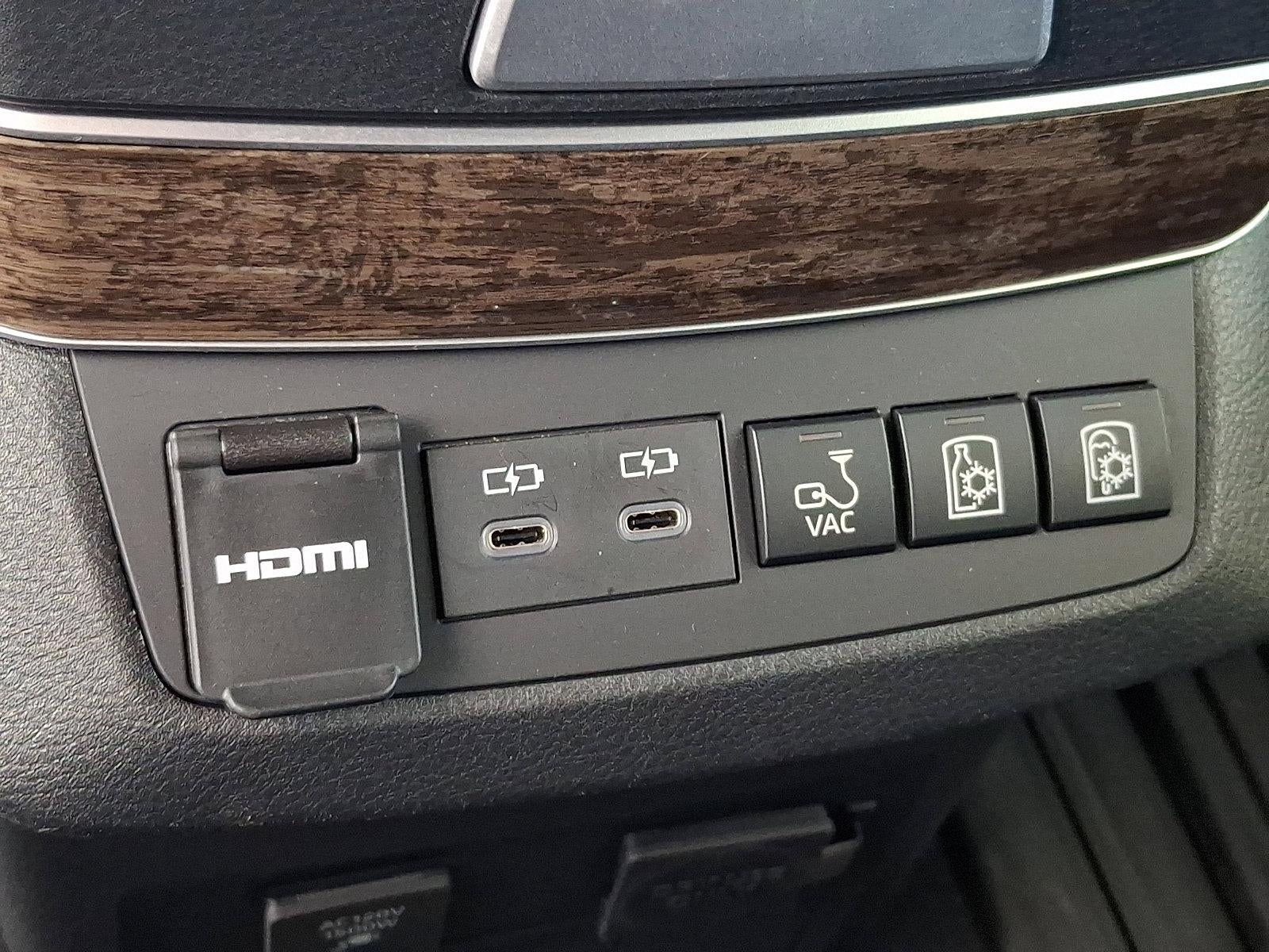 2025 Toyota Sienna Platinum AWD 7-Passenger (GS)