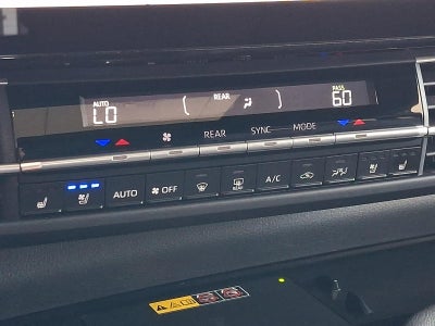 2025 Toyota Sienna Platinum AWD 7-Passenger (GS)