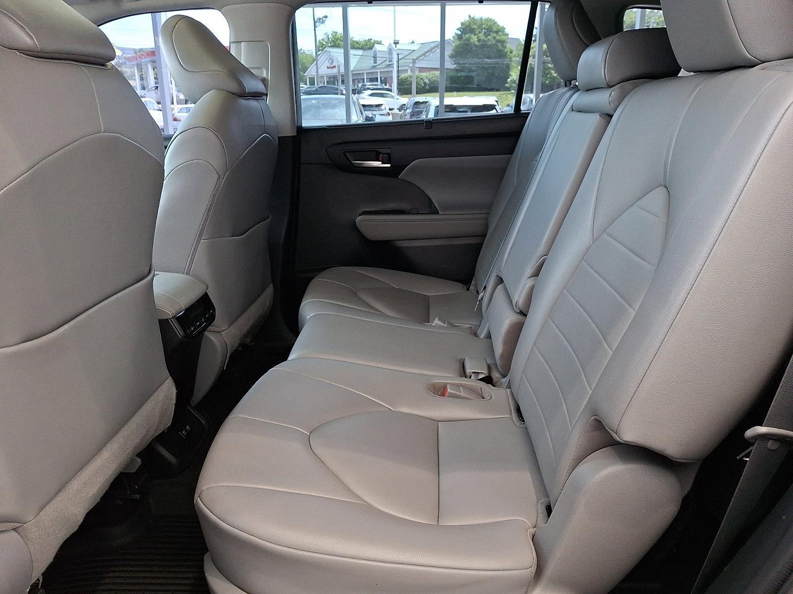 2021 Toyota Highlander XLE AWD (Natl)