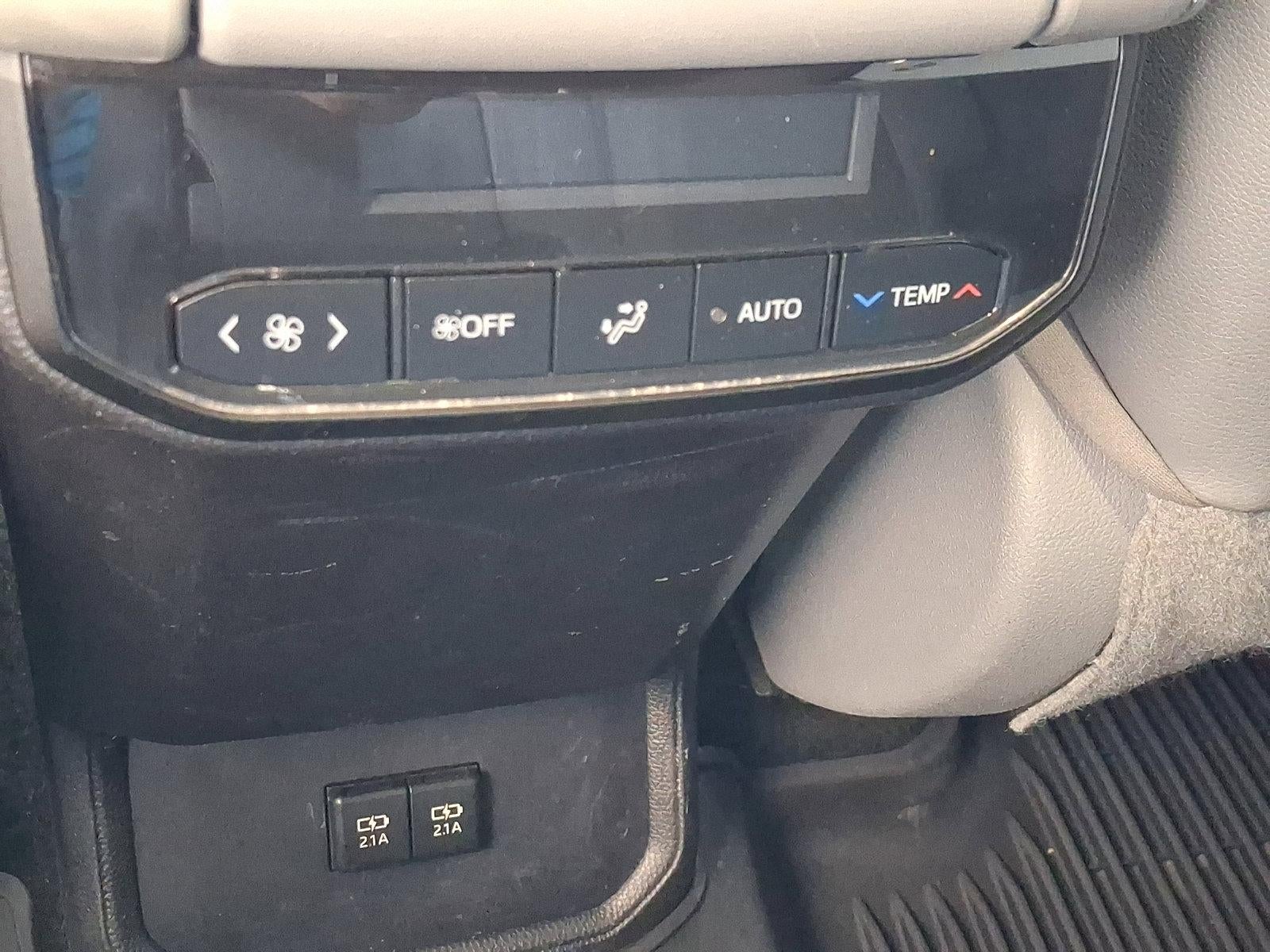 2021 Toyota Highlander XLE AWD (Natl)