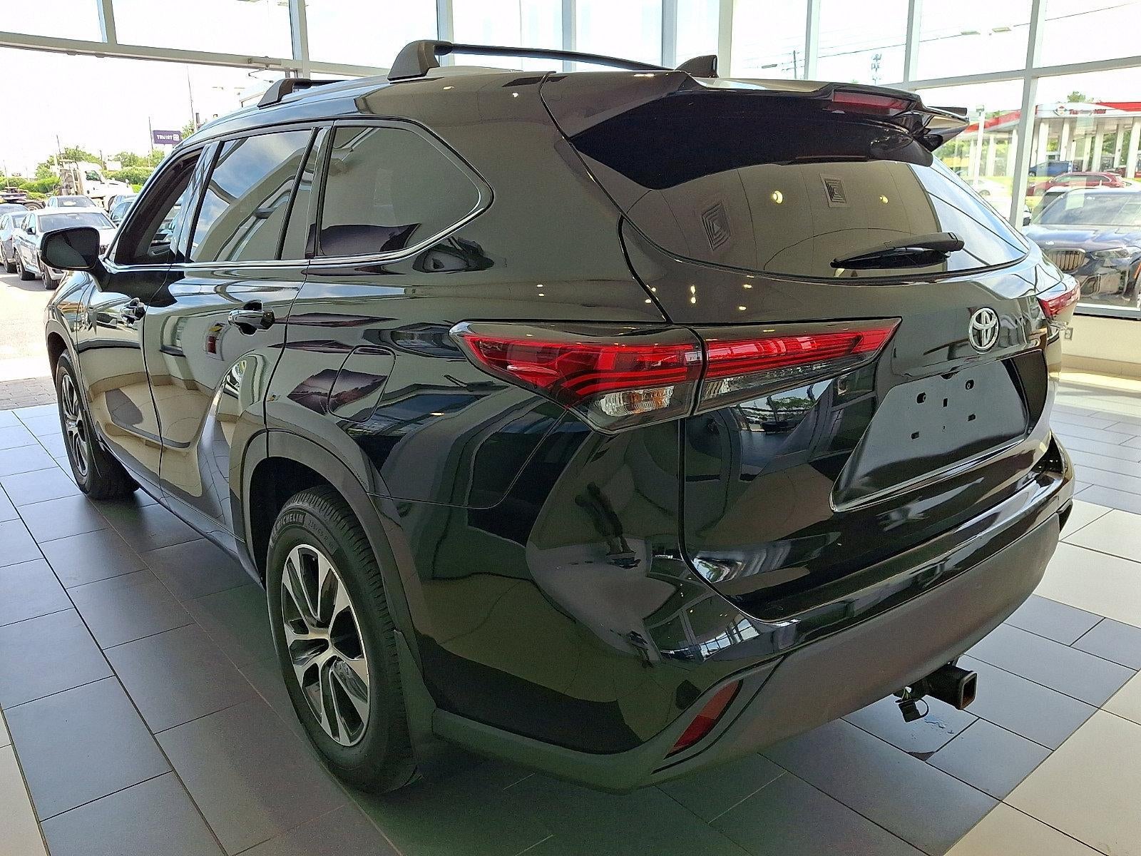 2021 Toyota Highlander XLE AWD (Natl)