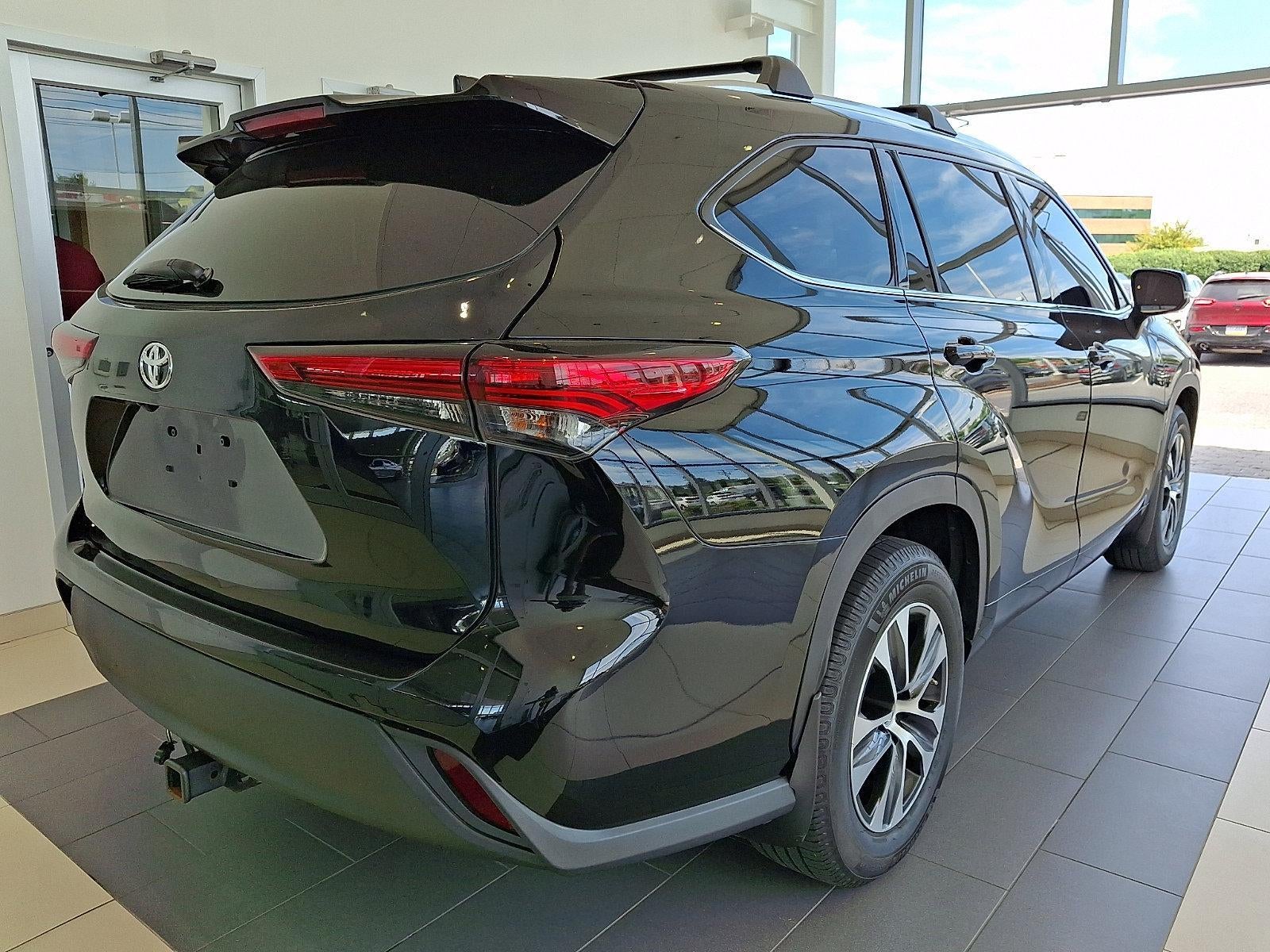 2021 Toyota Highlander XLE AWD (Natl)