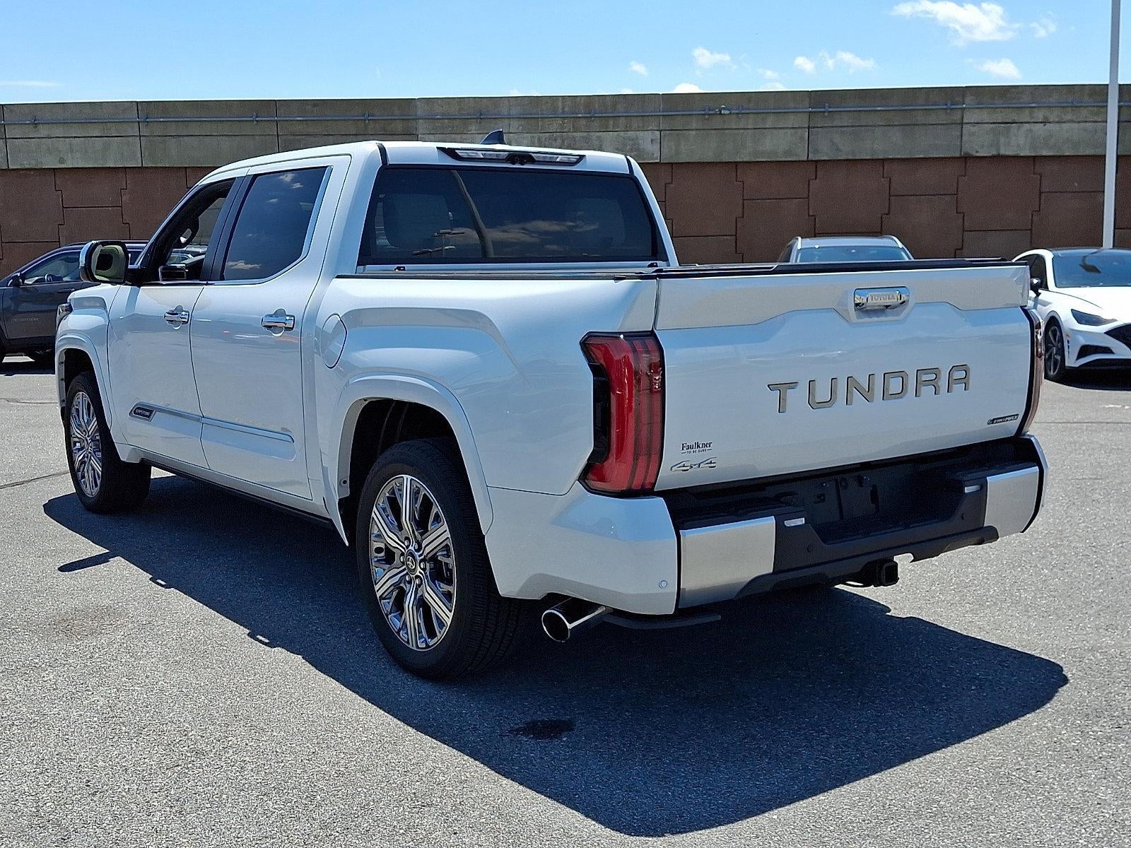 2025 Toyota Tundra 4WD 4WD Capstone Hybrid CrewMax 5.5' Bed (Natl)
