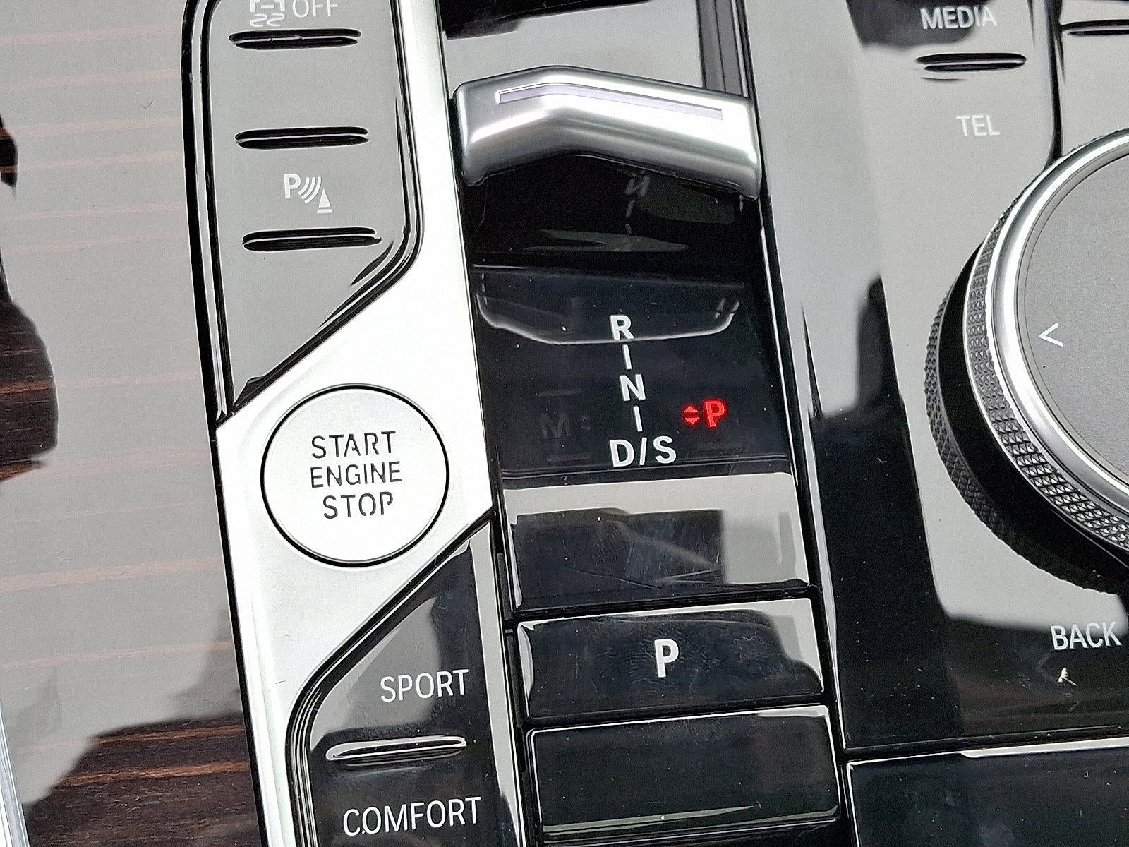 2026 BMW X7 xDrive40i Sports Activity Vehicle