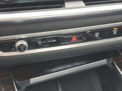 2026 BMW X7 xDrive40i Sports Activity Vehicle