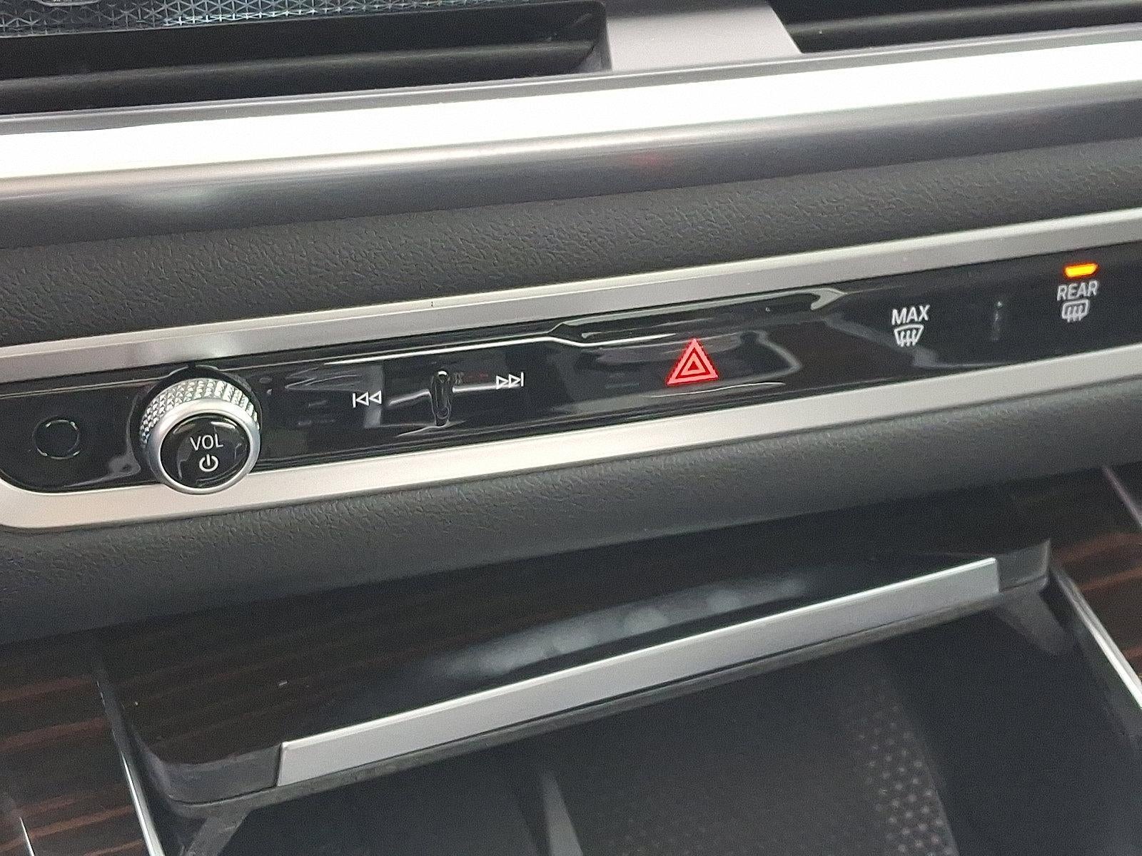 2026 BMW X7 xDrive40i Sports Activity Vehicle