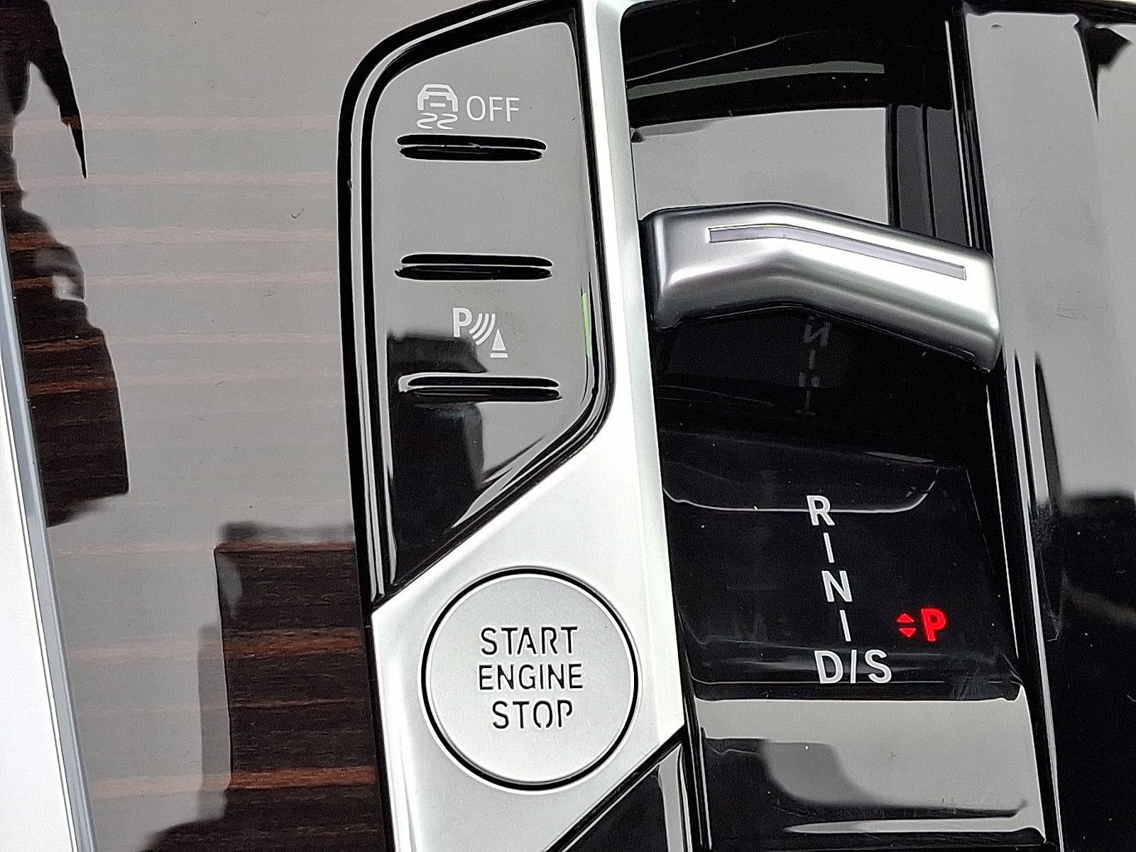 2026 BMW X7 xDrive40i Sports Activity Vehicle