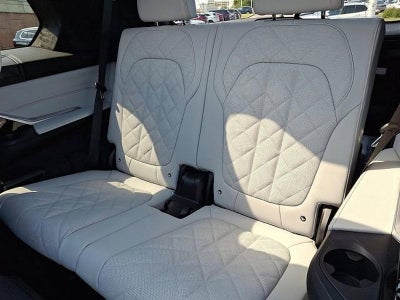 2026 BMW X7 xDrive40i Sports Activity Vehicle