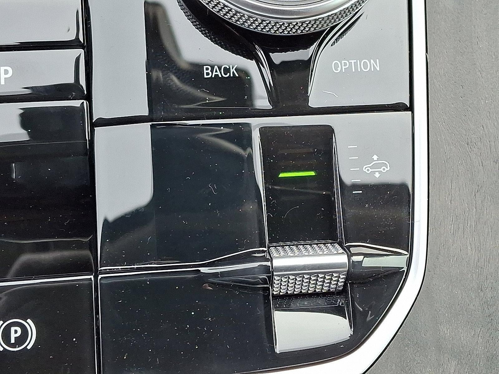 2026 BMW X7 xDrive40i Sports Activity Vehicle