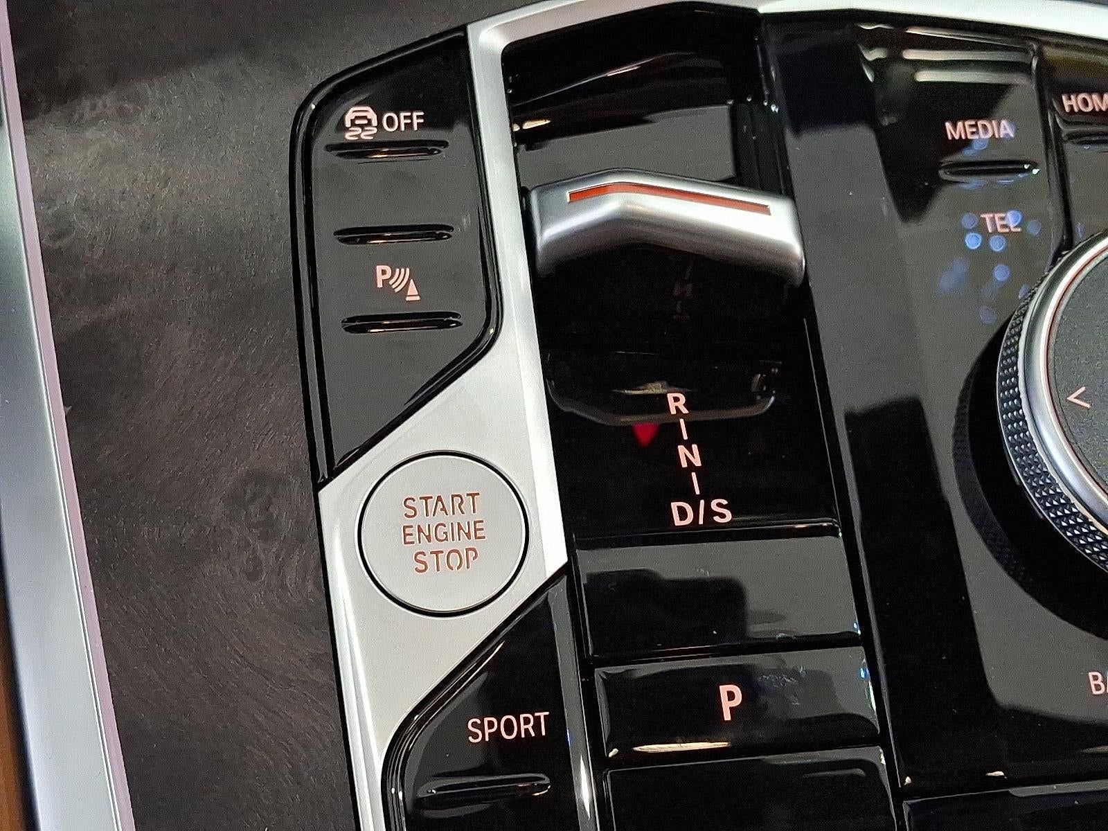 2026 BMW X7 xDrive40i Sports Activity Vehicle