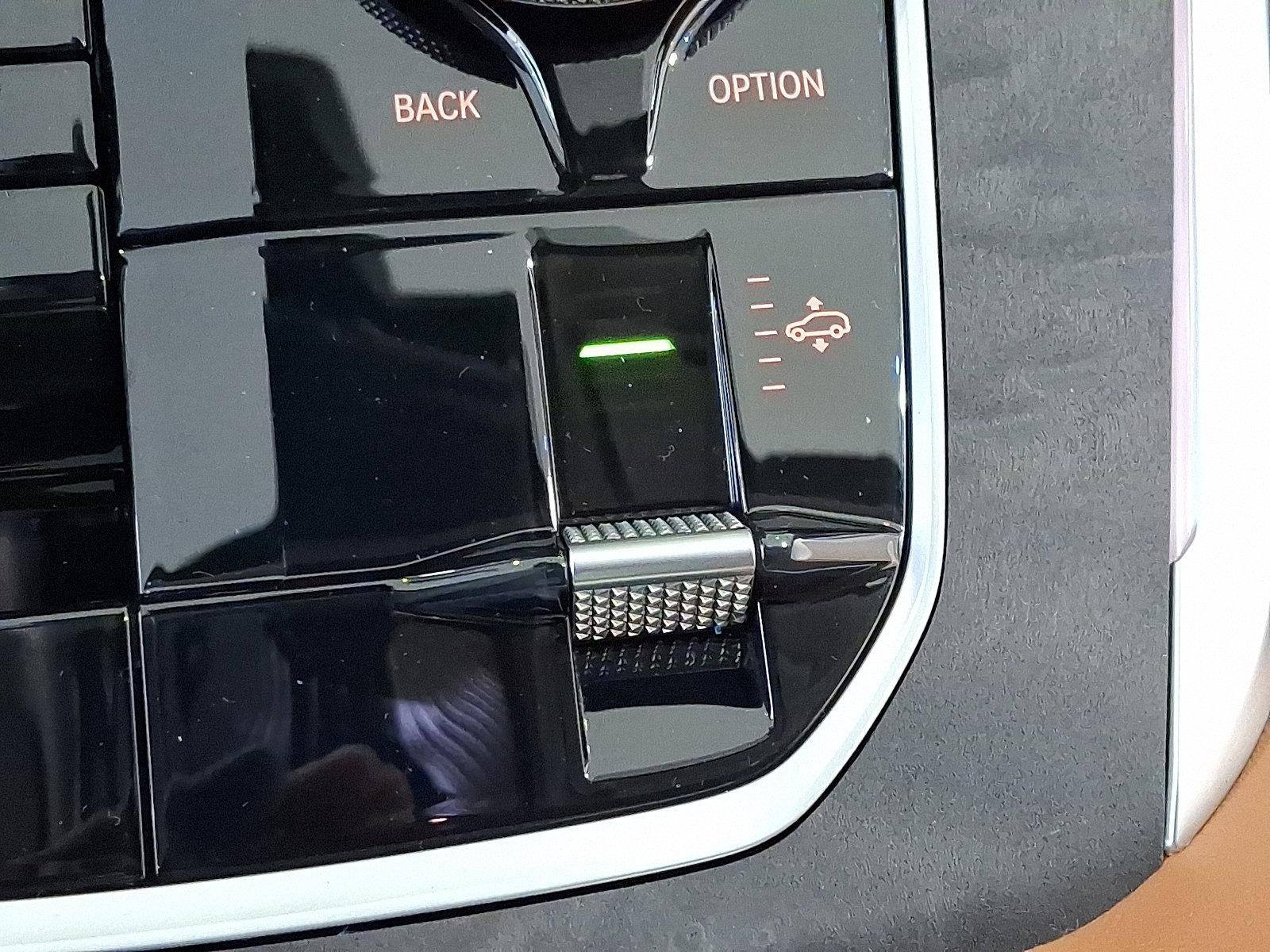 2026 BMW X7 xDrive40i Sports Activity Vehicle