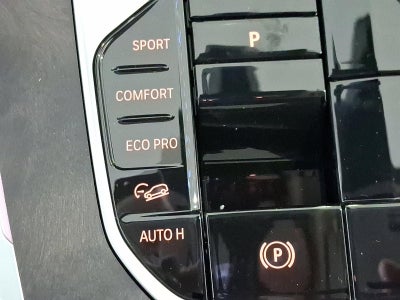 2026 BMW X7 xDrive40i Sports Activity Vehicle