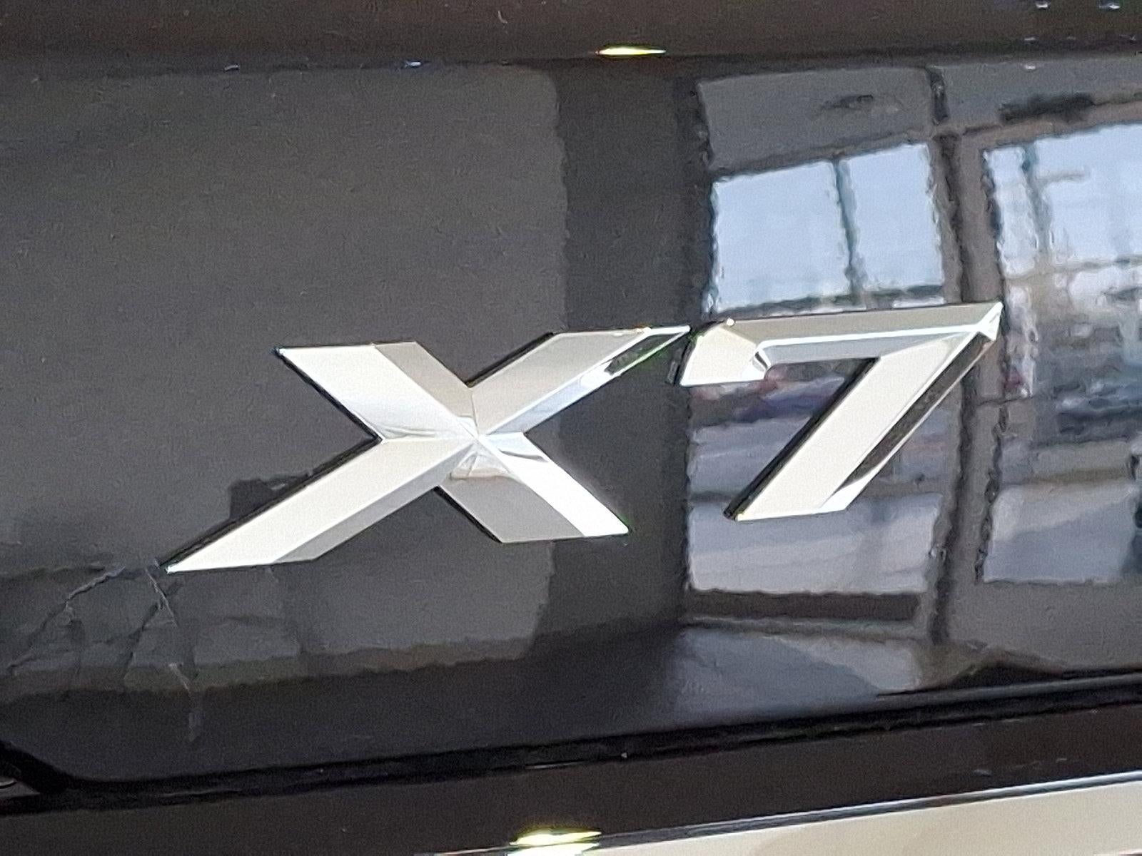 2026 BMW X7 xDrive40i Sports Activity Vehicle