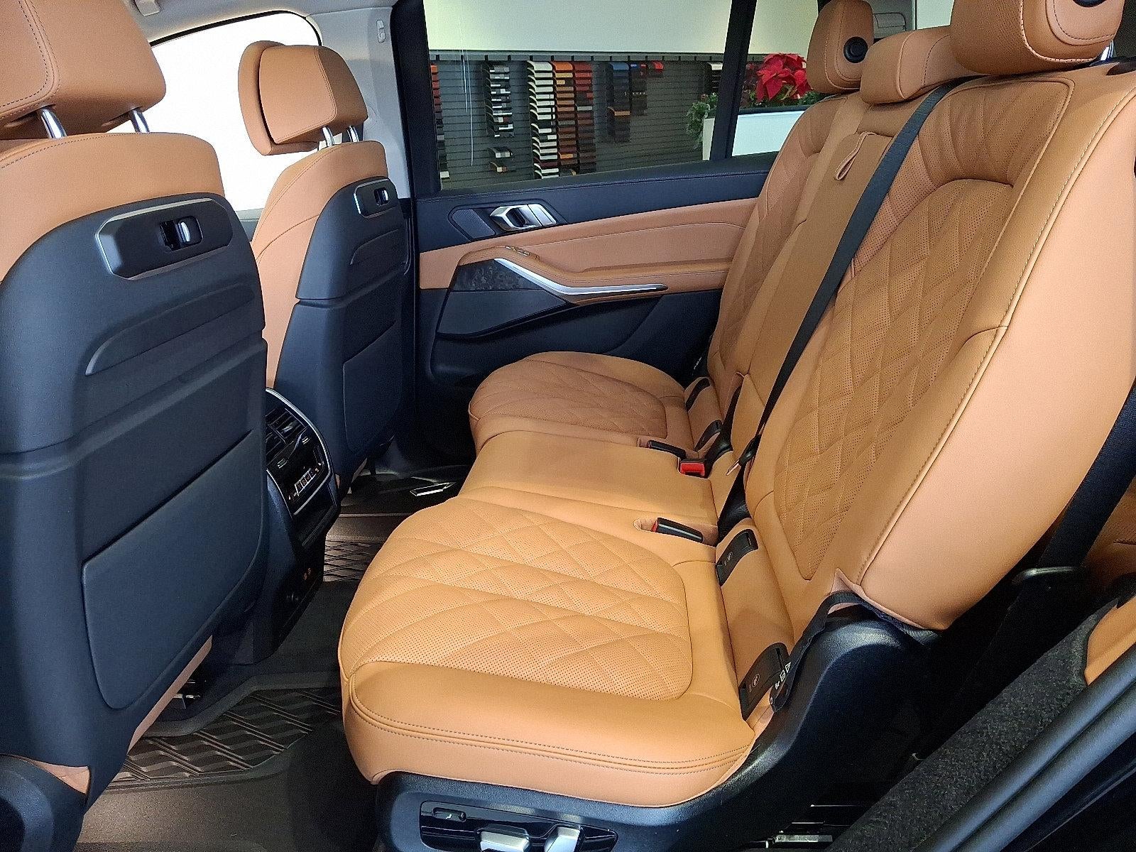 2026 BMW X7 xDrive40i Sports Activity Vehicle