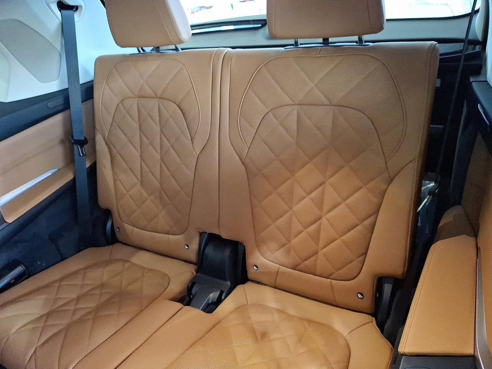 2026 BMW X7 xDrive40i Sports Activity Vehicle