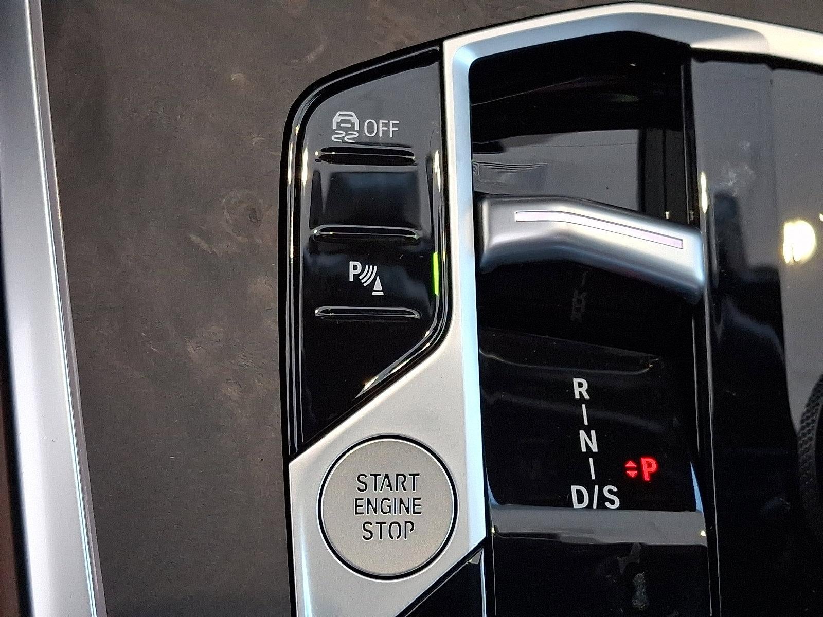 2026 BMW X7 xDrive40i Sports Activity Vehicle