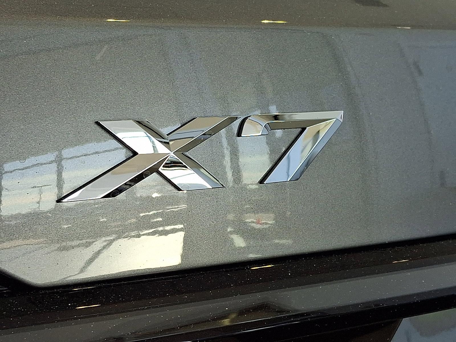 2026 BMW X7 xDrive40i Sports Activity Vehicle