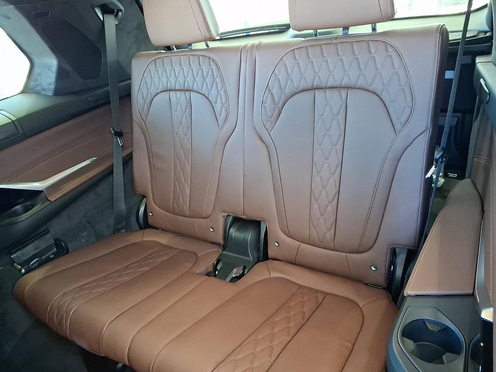 2026 BMW X7 xDrive40i Sports Activity Vehicle