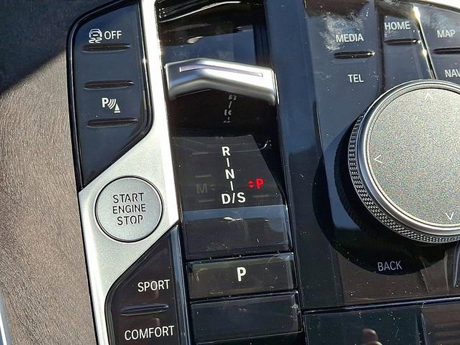 2026 BMW X7 xDrive40i Sports Activity Vehicle