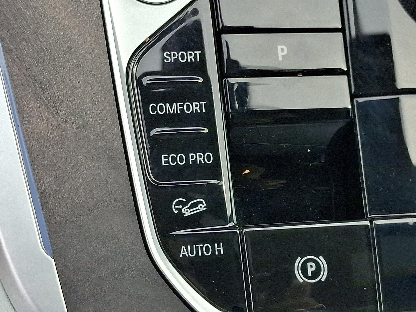 2026 BMW X7 xDrive40i Sports Activity Vehicle