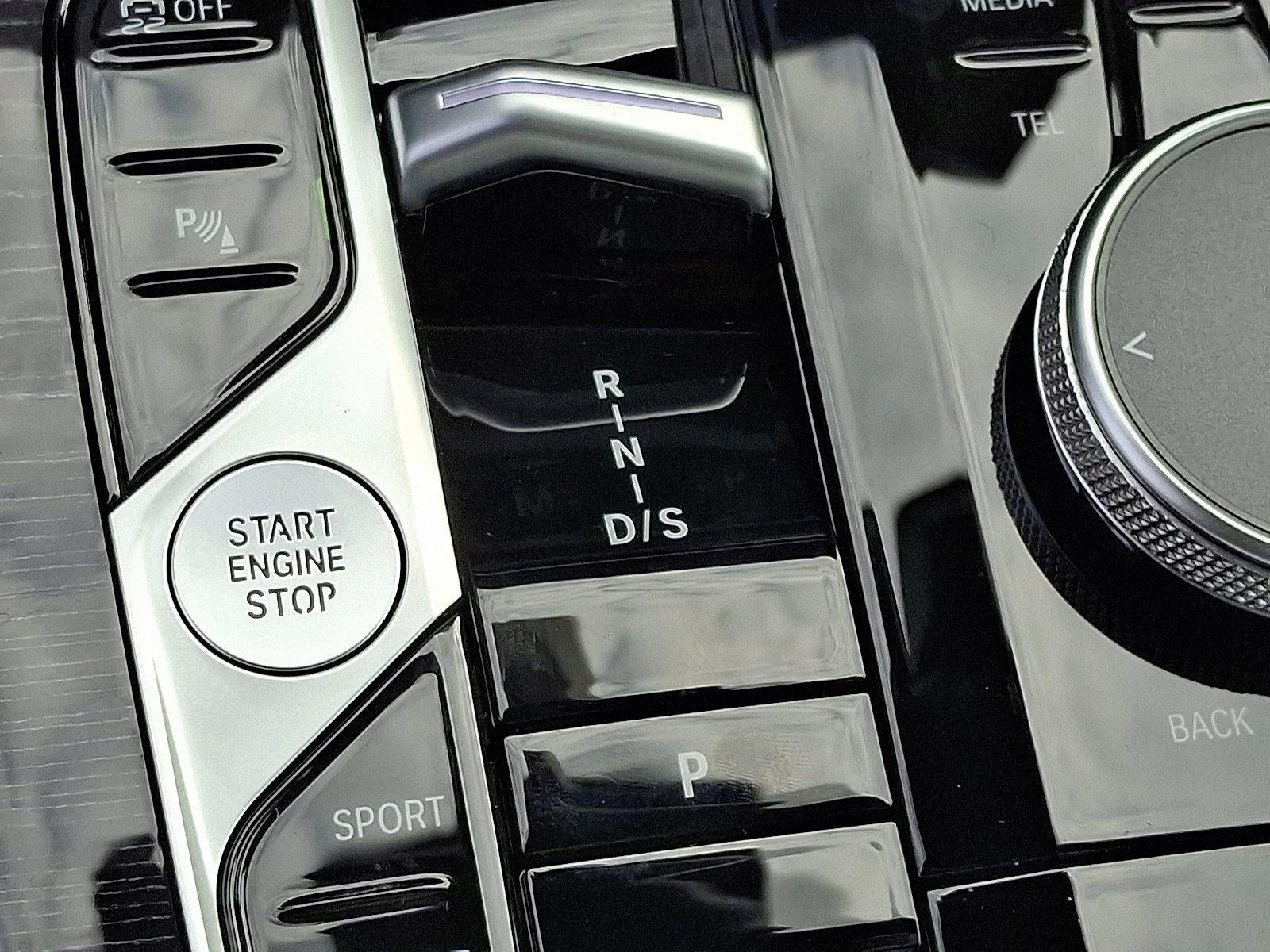 2026 BMW X7 xDrive40i Sports Activity Vehicle