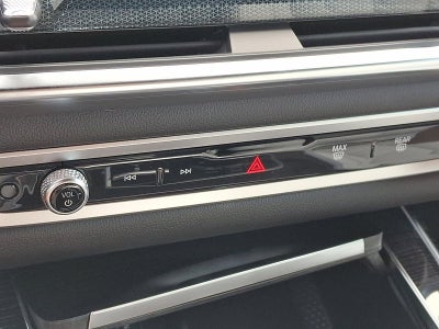 2026 BMW X7 xDrive40i Sports Activity Vehicle